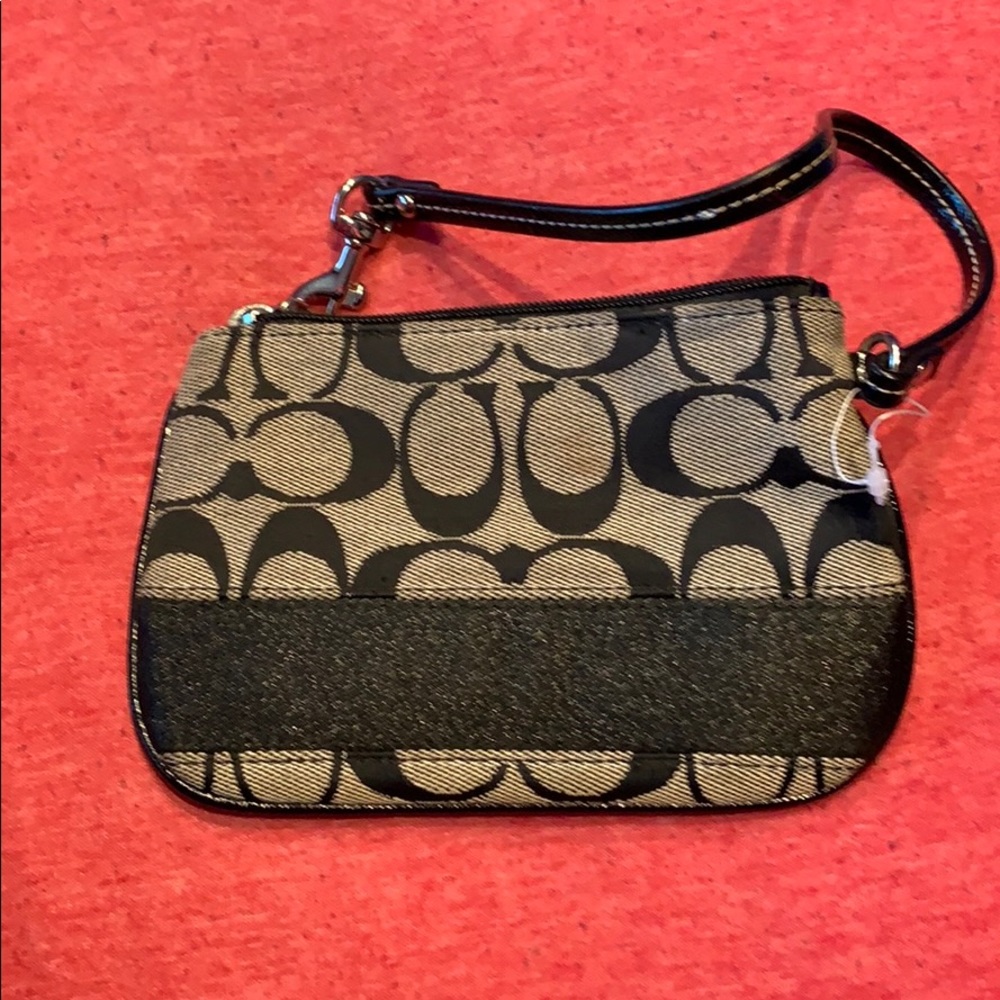 Coach Wristlet (Black)